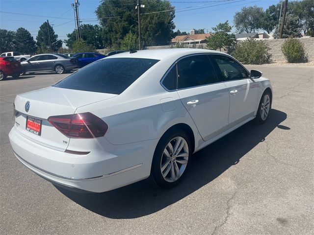 2018 Volkswagen Passat 2.0T SE Technology