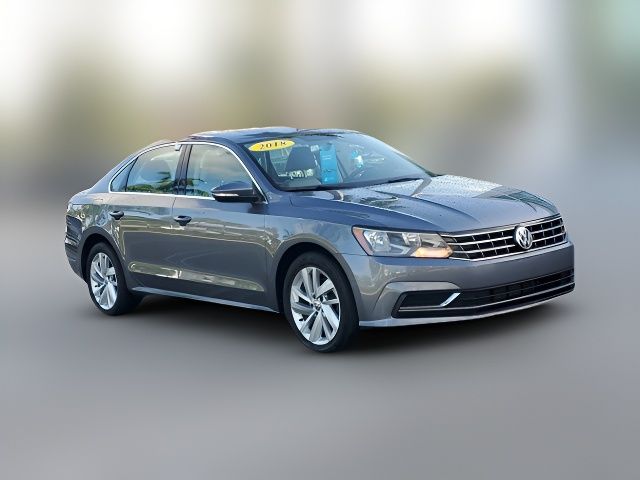 2018 Volkswagen Passat 2.0T SE