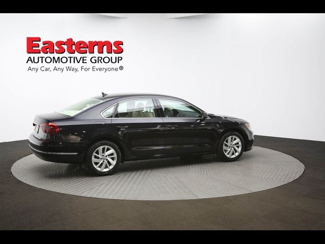 2018 Volkswagen Passat 2.0T SE