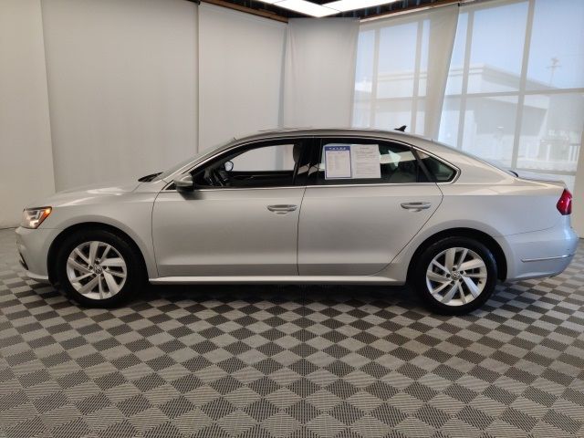 2018 Volkswagen Passat 2.0T SE