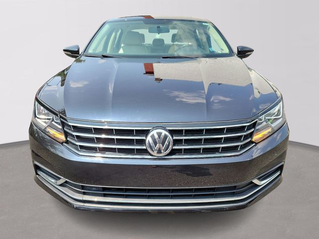 2018 Volkswagen Passat 2.0T SE