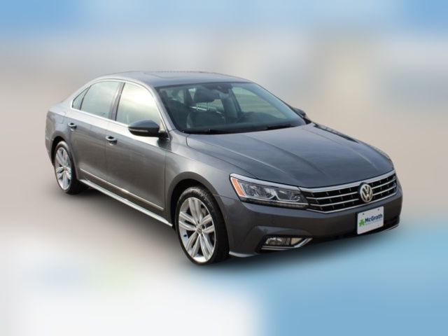 2018 Volkswagen Passat 2.0T SEL Premium