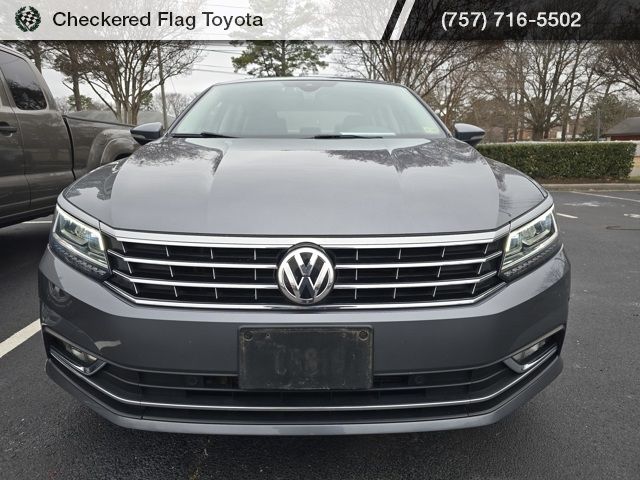 2018 Volkswagen Passat 2.0T SEL Premium