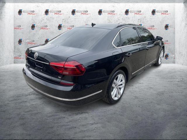 2018 Volkswagen Passat 2.0T SEL Premium