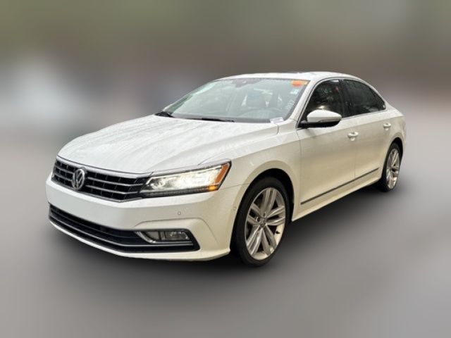 2018 Volkswagen Passat 2.0T SEL Premium