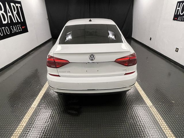 2018 Volkswagen Passat 2.0T SEL Premium