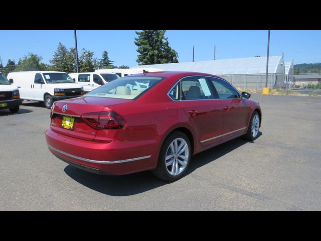 2018 Volkswagen Passat 2.0T SEL Premium