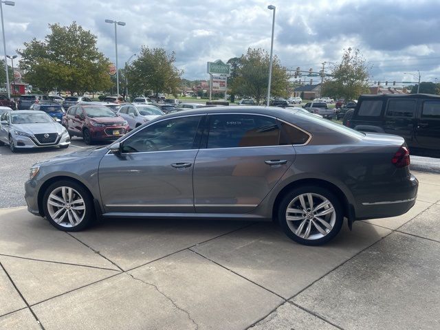 2018 Volkswagen Passat 2.0T SEL Premium