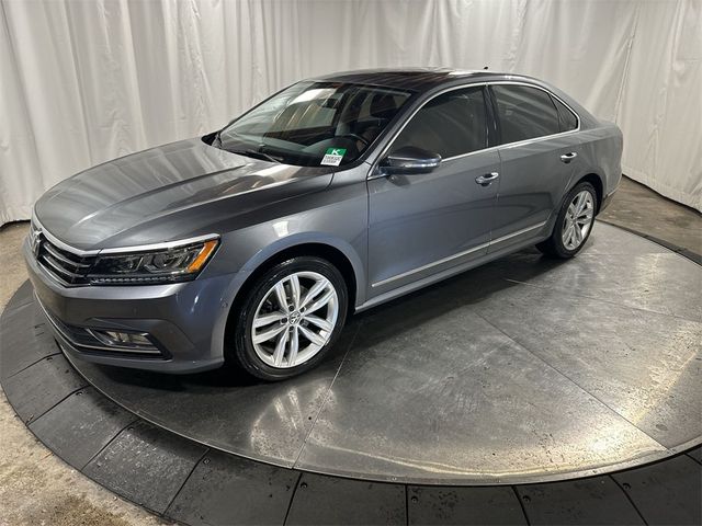 2018 Volkswagen Passat 2.0T SEL Premium