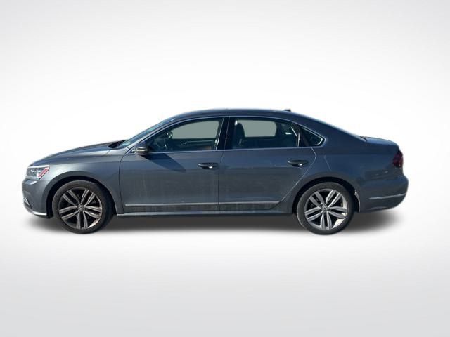 2018 Volkswagen Passat 2.0T SEL Premium