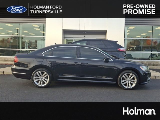 2018 Volkswagen Passat 2.0T SEL Premium