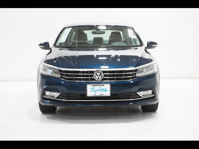 2018 Volkswagen Passat 2.0T SEL Premium