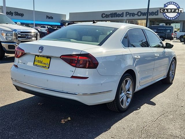 2018 Volkswagen Passat 2.0T SEL Premium