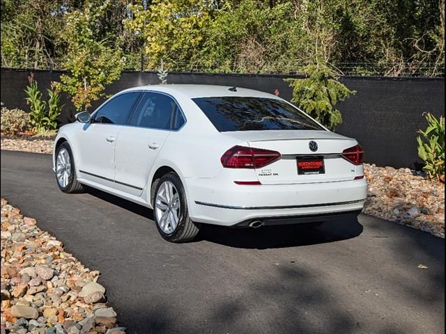 2018 Volkswagen Passat 2.0T SEL Premium