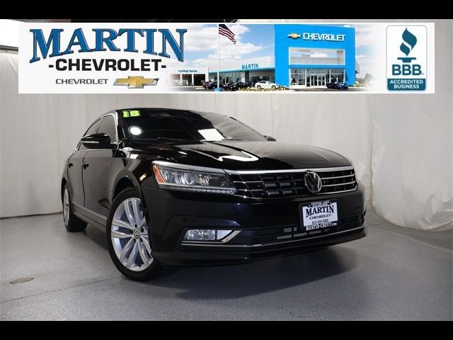 2018 Volkswagen Passat 2.0T SEL Premium