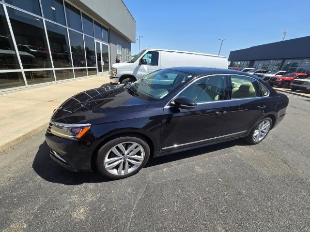 2018 Volkswagen Passat 2.0T SEL Premium