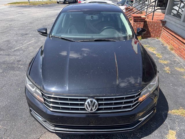 2018 Volkswagen Passat 