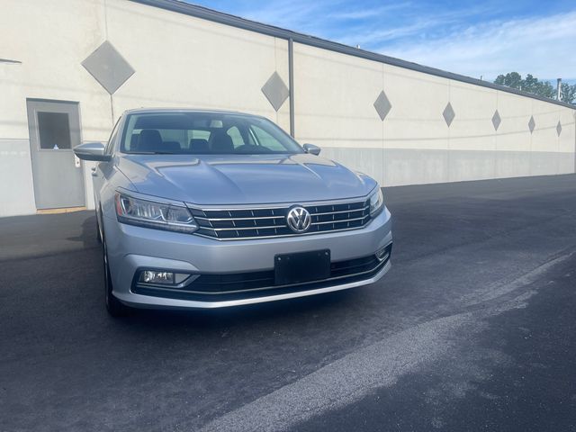 2018 Volkswagen Passat 