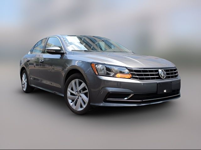 2018 Volkswagen Passat 2.0T SE