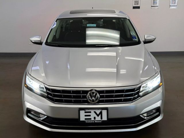 2018 Volkswagen Passat 2.0T SE