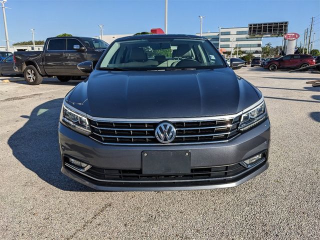 2018 Volkswagen Passat 2.0T SE Technology