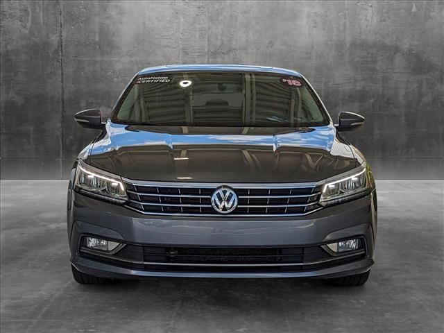 2018 Volkswagen Passat 2.0T SE Technology