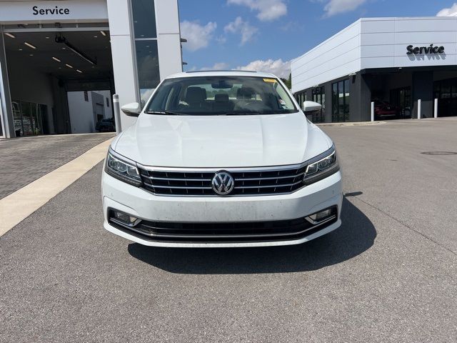 2018 Volkswagen Passat 2.0T SE Technology