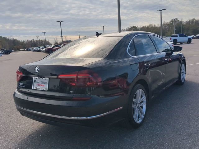 2018 Volkswagen Passat 2.0T SE Technology