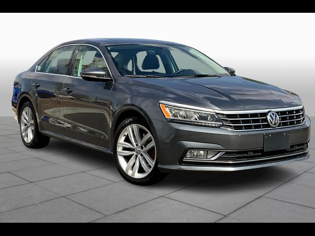 2018 Volkswagen Passat 2.0T SE Technology