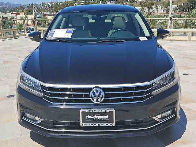 2018 Volkswagen Passat 2.0T SE Technology