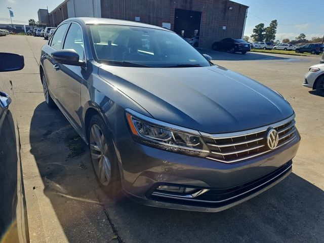 2018 Volkswagen Passat 2.0T SE Technology