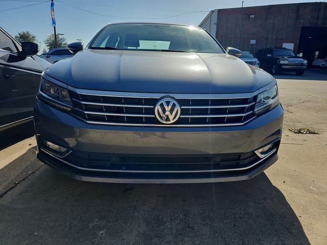 2018 Volkswagen Passat 2.0T SE Technology