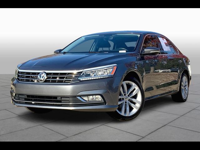 2018 Volkswagen Passat 2.0T SE Technology