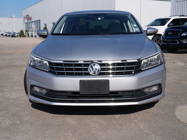 2018 Volkswagen Passat 2.0T SE Technology