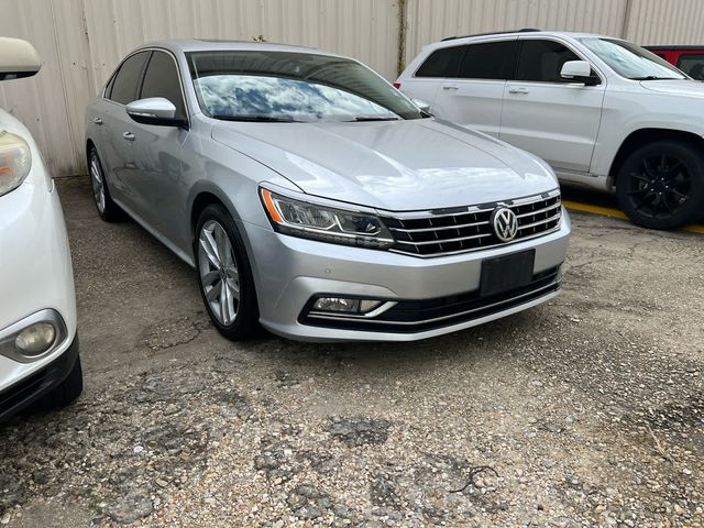 2018 Volkswagen Passat 2.0T SE Technology