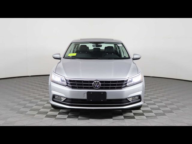 2018 Volkswagen Passat 2.0T SE Technology