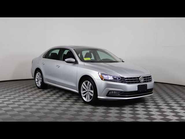 2018 Volkswagen Passat 2.0T SE Technology