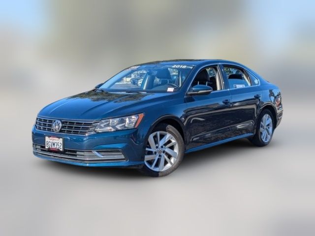 2018 Volkswagen Passat 2.0T SE Technology