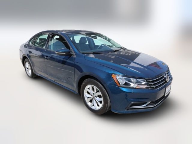 2018 Volkswagen Passat 2.0T S