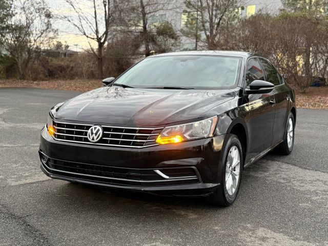 2018 Volkswagen Passat 2.0T S