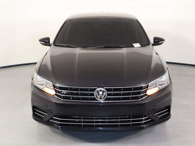 2018 Volkswagen Passat 