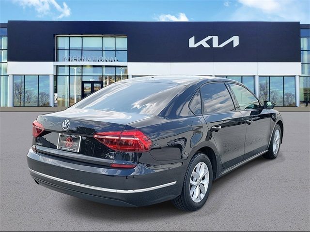 2018 Volkswagen Passat 2.0T S