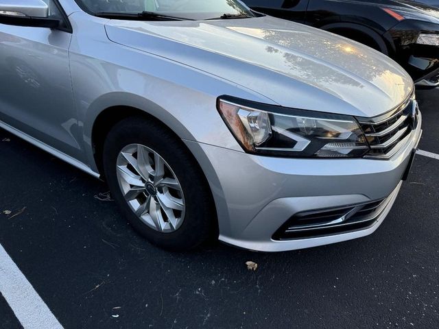 2018 Volkswagen Passat 2.0T S