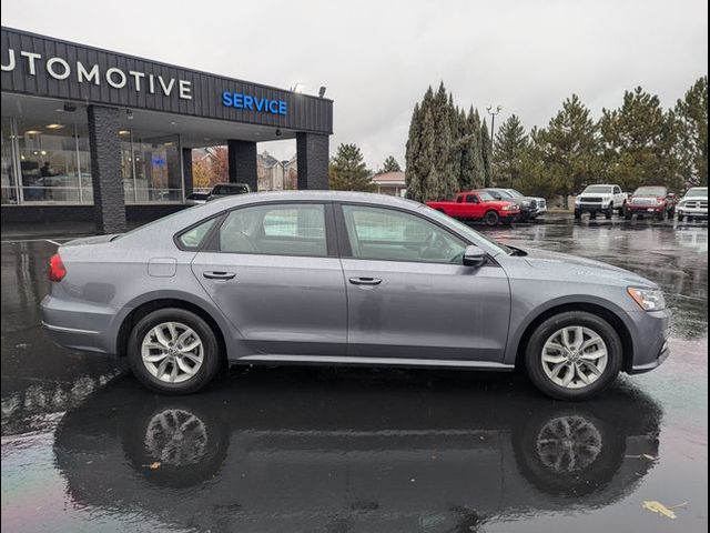 2018 Volkswagen Passat 2.0T S