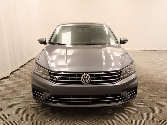 2018 Volkswagen Passat 