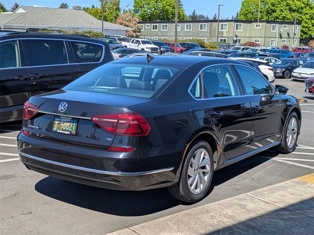 2018 Volkswagen Passat 2.0T SE
