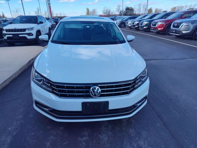 2018 Volkswagen Passat 2.0T SE