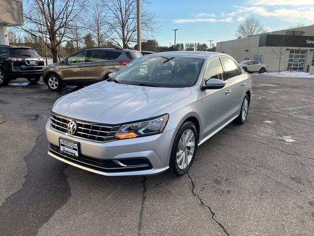 2018 Volkswagen Passat 2.0T SE