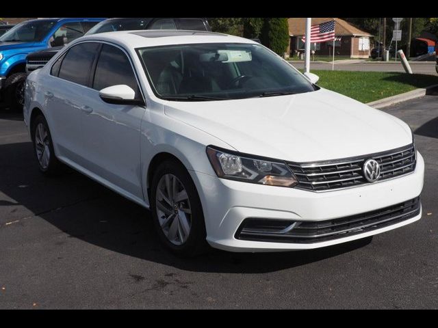 2018 Volkswagen Passat 2.0T SE