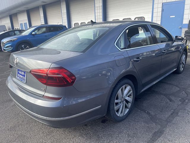 2018 Volkswagen Passat 